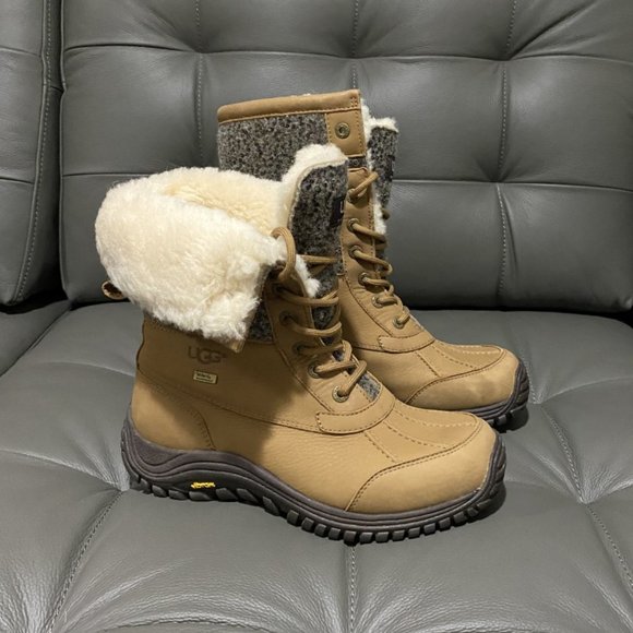 UGG Adirondack Boots - Size 7 - Picture 2 of 5